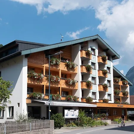 ホテル Kanisfluh 3*