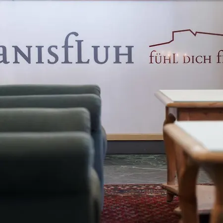 Kanisfluh فندق 3*